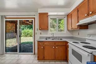 325 Cameo St NW, Salem, OR 97304 - Photo 14