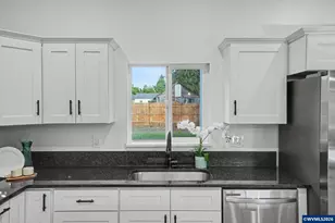 264 7th St, Lyons, OR 97358 - Photo 12