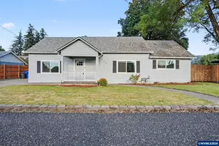 264 7th St, Lyons, OR 97358 - Photo 2