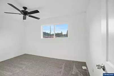 264 7th St, Lyons, OR 97358 - Photo 24