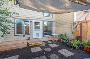 274 NE Powderhorn Dr, Corvallis, OR 97330 - Photo 6