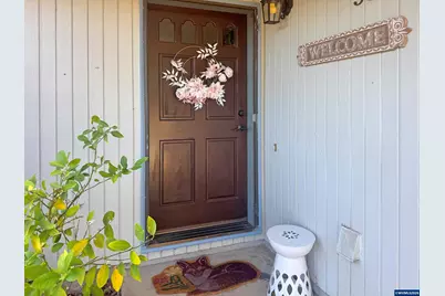 534 SE Hathaway Pl, Corvallis, OR 97333 - Photo 2