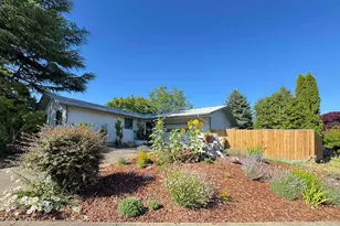 534 SE Hathaway Pl, Corvallis, OR 97333 - Photo 30