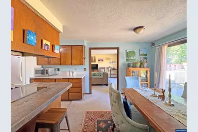 534 SE Hathaway Pl, Corvallis, OR 97333 - Photo 22