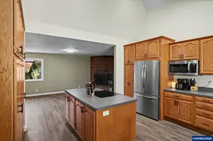 7235 Bates Rd S, Salem, OR 97306 - Photo 12