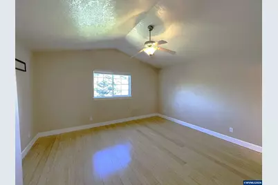 7233 Eastwood Ct SE, Turner, OR 97392 - Photo 10