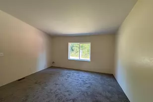390 Montgomery St, Falls City, OR 97344 - Photo 14