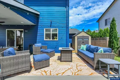 404 Vine Av, Woodburn, OR 97071 - Photo 4