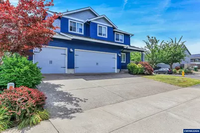 404 Vine Av, Woodburn, OR 97071 - Photo 1