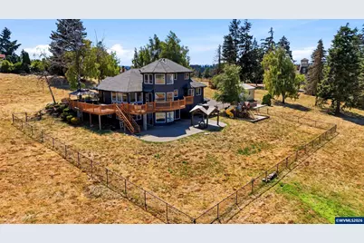 8325 Redwood Dr SE, Aumsville, OR 97325 - Photo 2