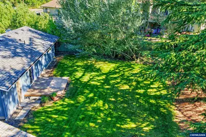 4095 E Amazon Dr, Eugene, OR 97405 - Photo 24