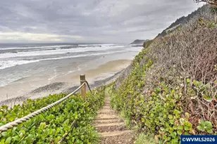 95590 S US 101 #3 Hwy, Yachats, OR 97498 - Photo 14