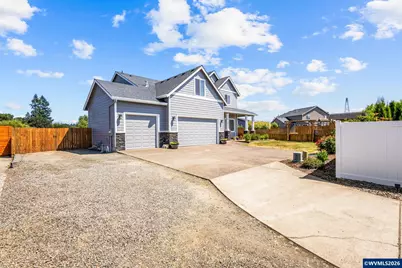 6339 Sedona Rd NE, Albany, OR 97321 - Photo 2