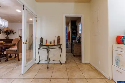 1329 Baker St NE, Salem, OR 97301 - Photo 10