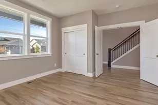 276 NE Cedar St, Sublimity, OR 97385 - Photo 8