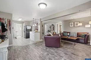 4200 Long St, Sweet Home, OR 97386 - Photo 6