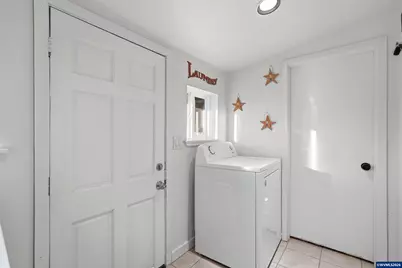 4200 Long St, Sweet Home, OR 97386 - Photo 12