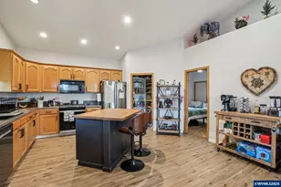 1590 SW Hill St, Dallas, OR 97338 - Photo 10