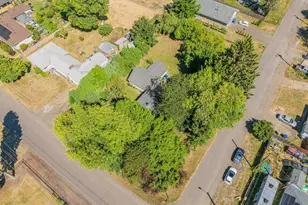 895 Elma Ave SE, Salem, OR 97317 - Photo 6