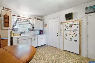 895 Elma Ave SE, Salem, OR 97317 - Photo 18
