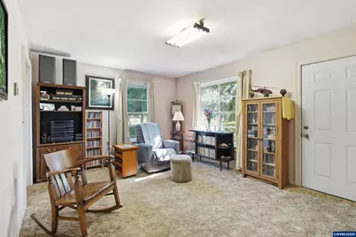 895 Elma Av SE, Salem, OR 97317 - Photo 14