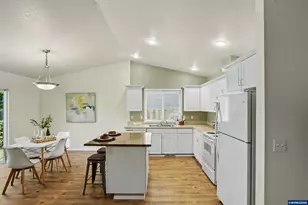 3113 SE Midvale Dr, Corvallis, OR 97333 - Photo 18