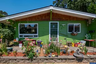 1165 Harris Ave SE, Salem, OR 97302 - Photo 2