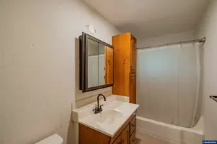 1610 NW Highland Dr, Corvallis, OR 97330 - Photo 8