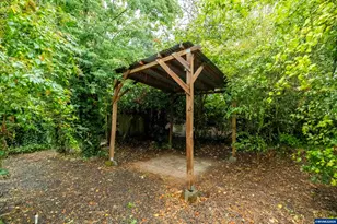 1610 NW Highland Dr, Corvallis, OR 97330 - Photo 32