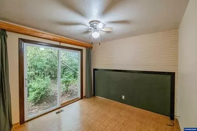 1610 NW Highland Dr, Corvallis, OR 97330 - Photo 16