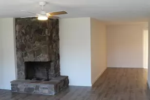 4942 Oak Park Dr NE, Salem, OR 97305 - Photo 6