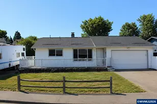 4942 Oak Park Dr NE, Salem, OR 97305 - Photo 2