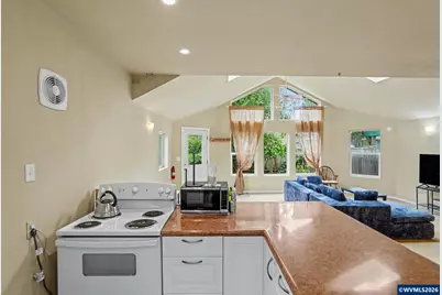 3204 NW Grant Av, Corvallis, OR 97330 - Photo 38