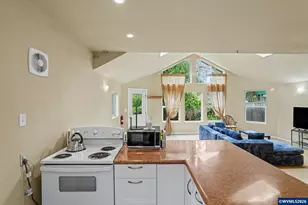 3204 NW Grant Ave, Corvallis, OR 97330 - Photo 38