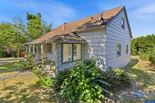 687 N Jefferson St, Lafayette, OR 97127 - Photo 2
