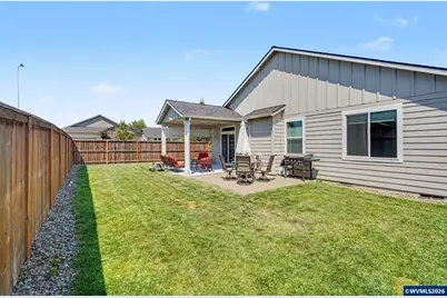 1411 SE Snowberry Av, Dallas, OR 97338 - Photo 36