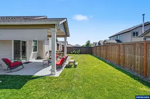 1411 SE Snowberry Ave, Dallas, OR 97338 - Photo 32