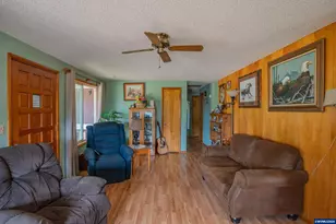 38228 Mt Hope Dr, Lebanon, OR 97355 - Photo 8