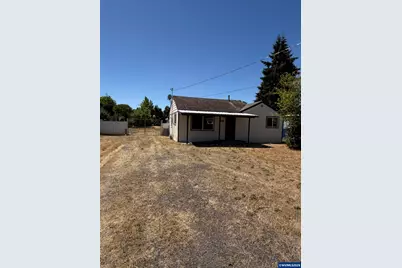 110 Hobbs St, Lebanon, OR 97355 - Photo 1