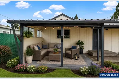 110 Hobbs St, Lebanon, OR 97355 - Photo 4