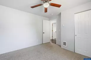 5201 9th Ct SE, Salem, OR 97306 - Photo 22