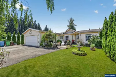 1837 Woodland Av, Woodburn, OR 97071 - Photo 4