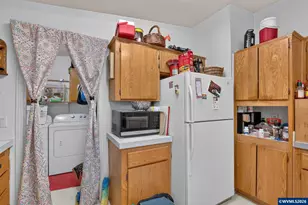 1837 Woodland Ave, Woodburn, OR 97071 - Photo 8