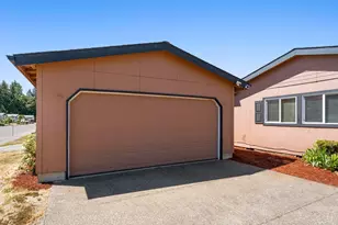 11105 Main St NE, Donald, OR 97020 - Photo 32