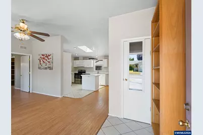 11105 Main St NE #29, Donald, OR 97020 - Photo 4