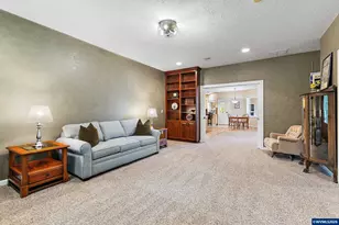 8781 Boulder Ridge Ct SE, Salem, OR 97317 - Photo 16