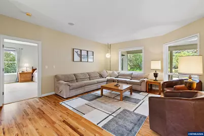 8781 Boulder Ridge Ct SE, Salem, OR 97317 - Photo 4