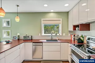 1255 Reserve St, Silverton, OR 97381 - Photo 14