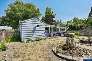 1915 23rd St NE, Salem, OR 97301 - Photo 26