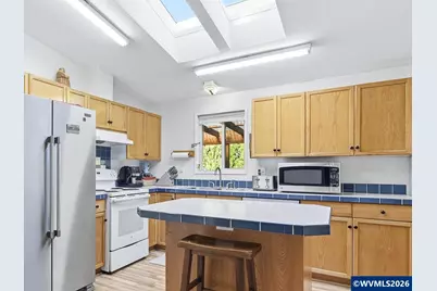 245 N Cedar St, Yamhill, OR 97148 - Photo 4